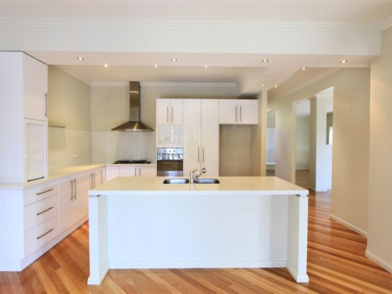 8 Hayman Crescent, Shell Cove NSW 2529