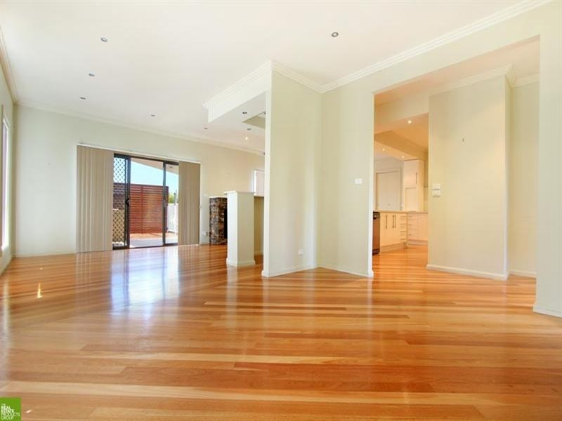 8 Hayman Crescent, Shell Cove NSW 2529