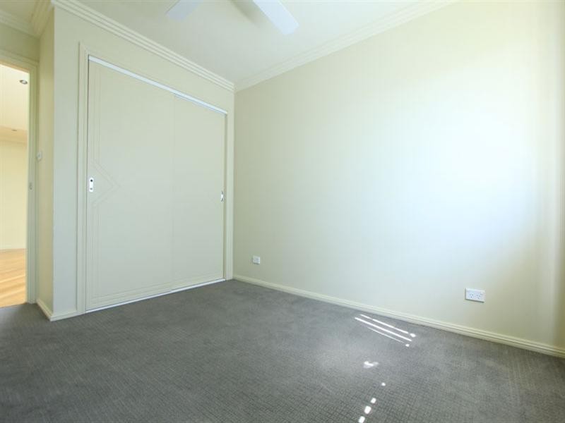 8 Hayman Crescent, Shell Cove NSW 2529