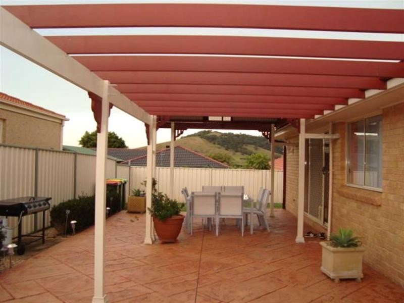 10 Downes Drive, Albion Park NSW 2527