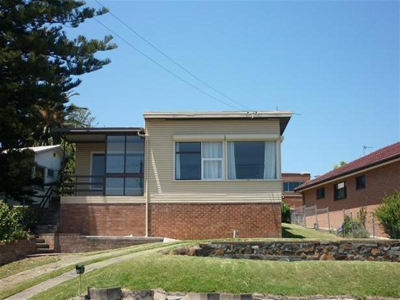 133 Lakeview Parade, Primbee NSW 2502