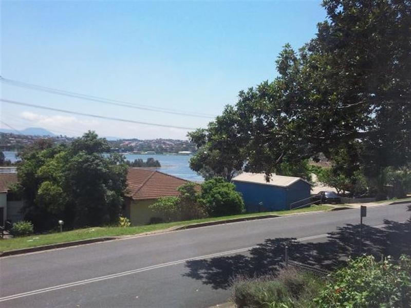 133 Lakeview Parade, Primbee NSW 2502