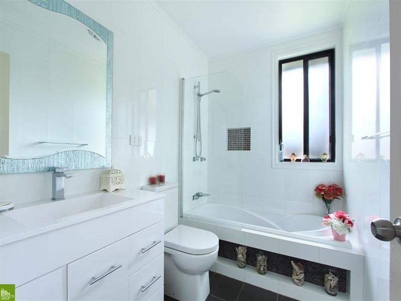 Mount Warrigal NSW 2528