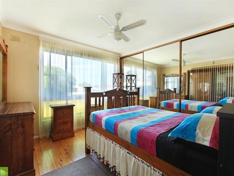 7 Bluebell Road, Barrack Heights NSW 2528