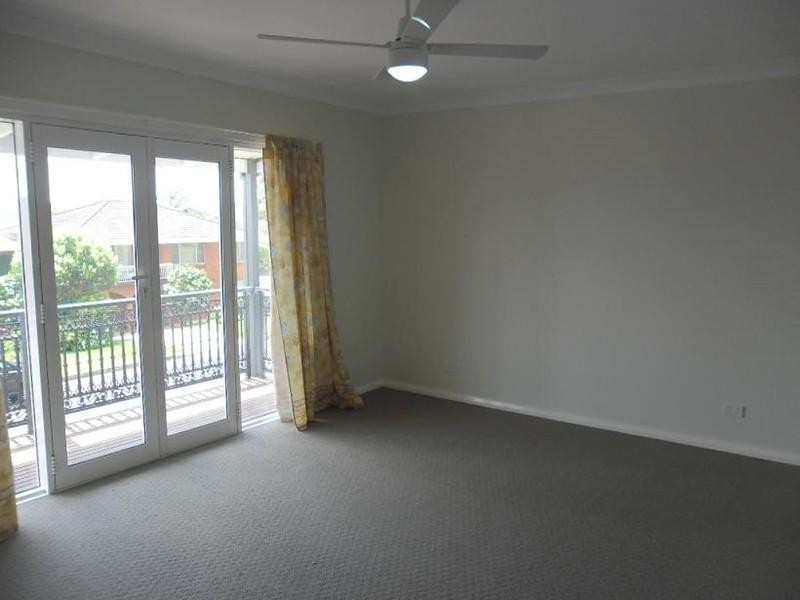 1/14 Beaurepaire Avenue, Mount Warrigal NSW 2528