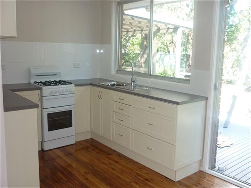 14 Moras Place, Lake Illawarra NSW 2528