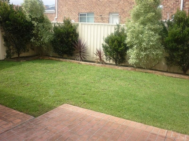 3 Woodburn Terrace, Flinders NSW 2529