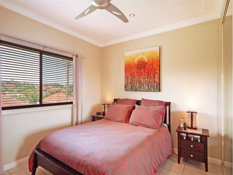 31 Trevor Avenue, Lake Heights NSW 2502