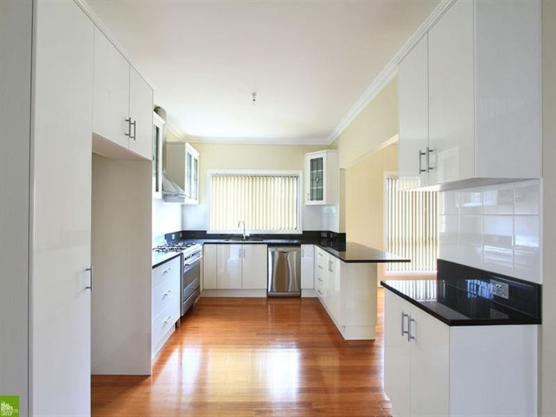 2 Shell Cove Road, Barrack Point NSW 2528