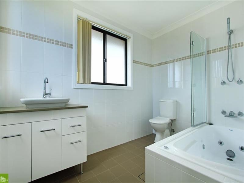 2 Shell Cove Road, Barrack Point NSW 2528