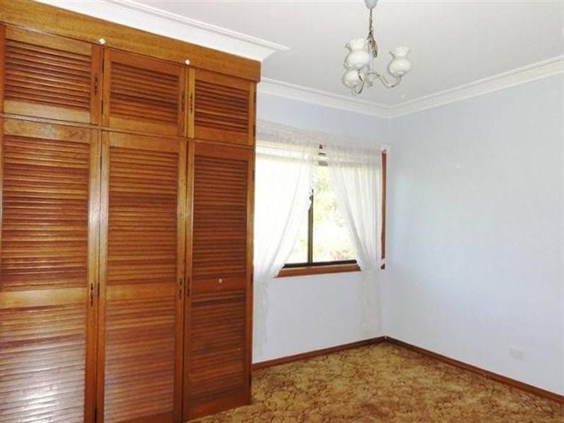 59 Iola Avenue, Farmborough Heights NSW 2526