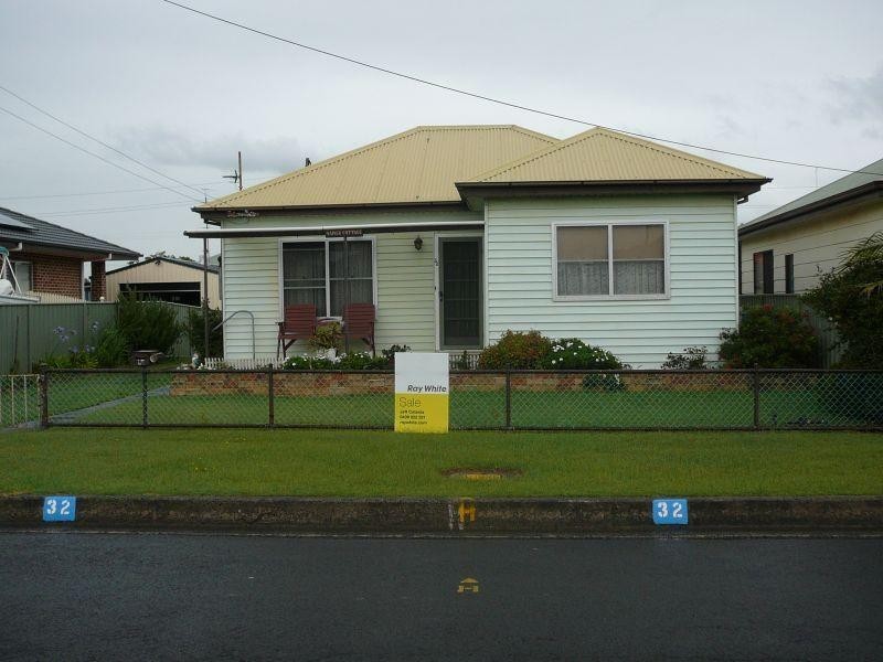 32 Sassafras Avenue, Windang NSW 2528