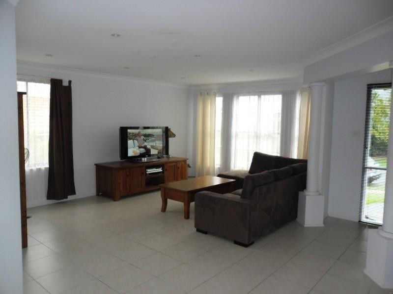 32 Cosgrove Avenue, Flinders NSW 2529