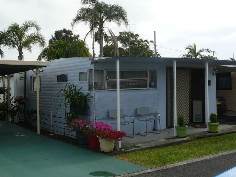 16 Thirteenth Avenue, Warilla NSW 2528