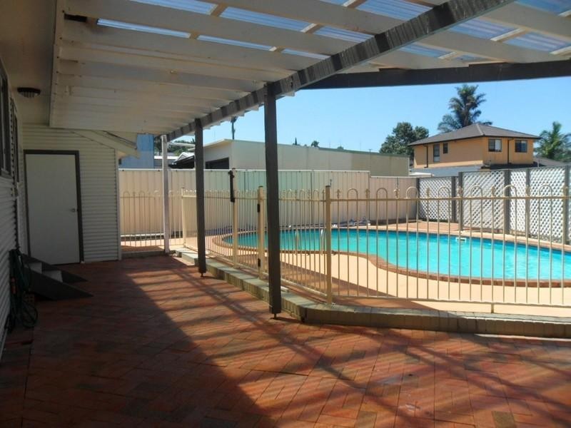 24 Marchant Crescent, Mount Warrigal NSW 2528