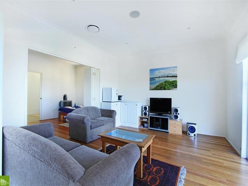 43 Junction Road, Barrack Point NSW 2528