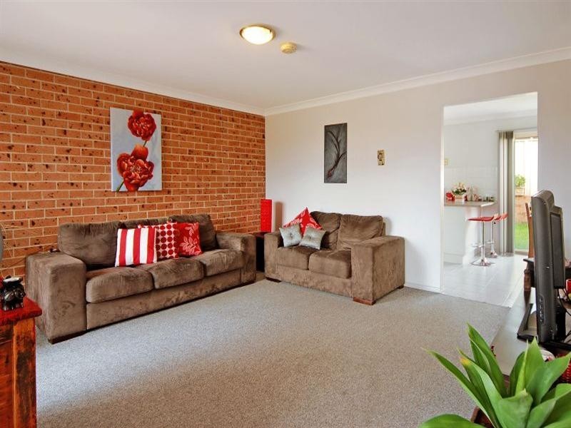 2/18 Willinga Road, Flinders NSW 2529