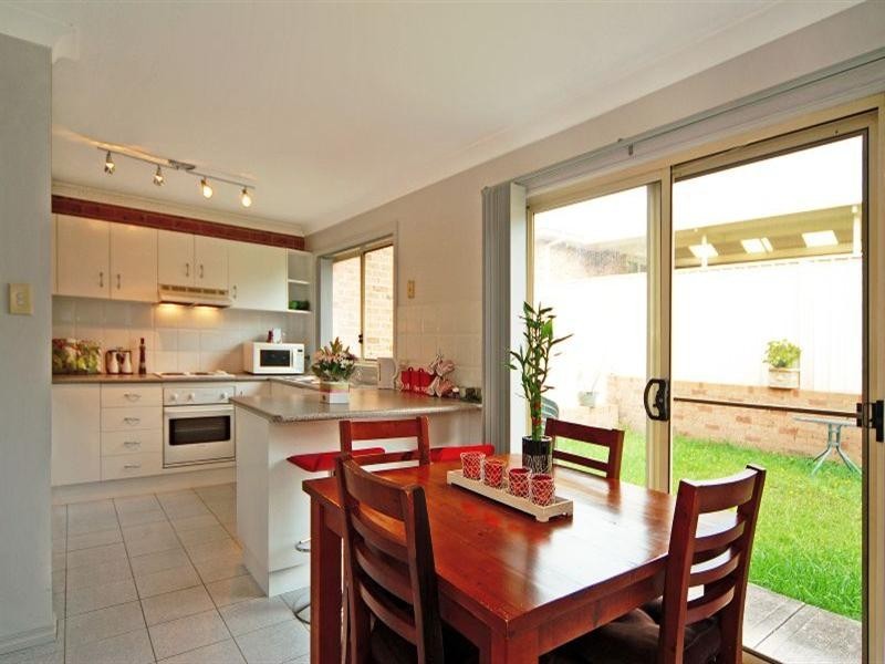 2/18 Willinga Road, Flinders NSW 2529