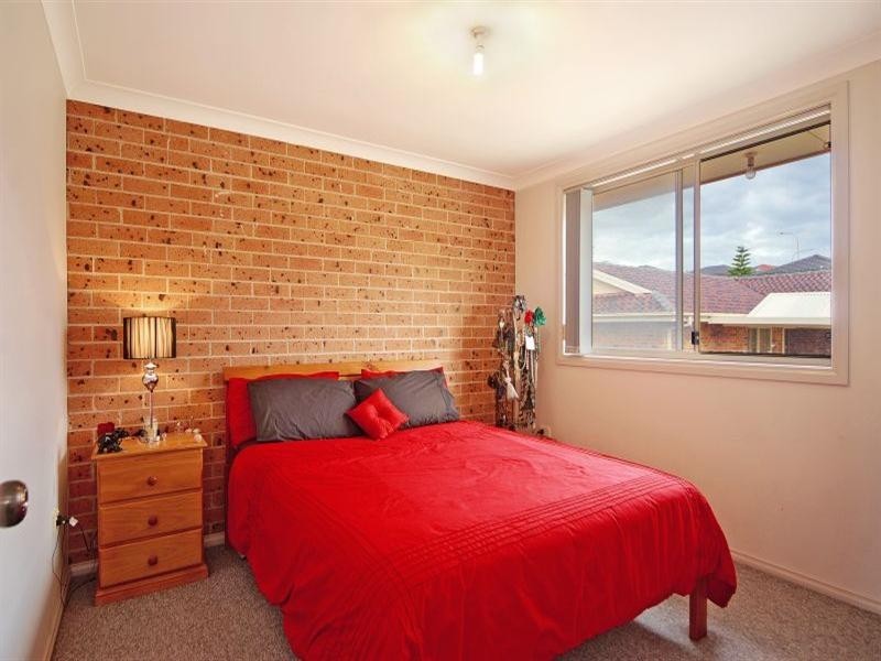 2/18 Willinga Road, Flinders NSW 2529
