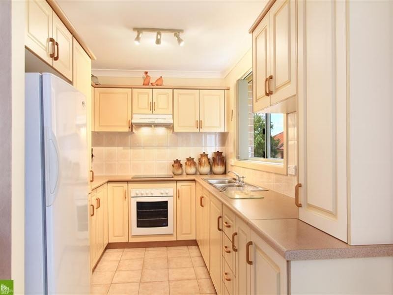 2/41 College Avenue, Blackbutt NSW 2529