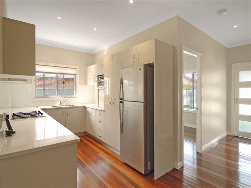 130 Osborne Parade, Warilla NSW 2528
