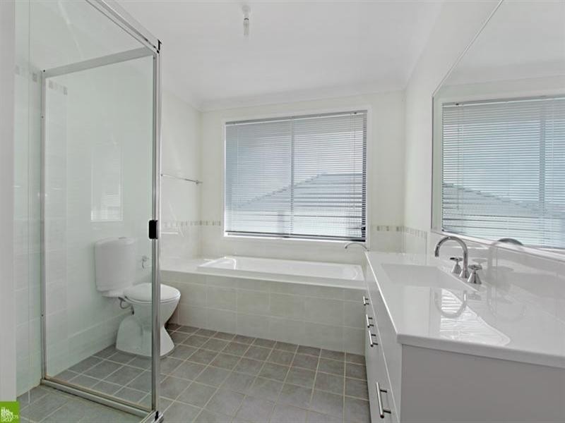 15 Huntingdale Close, Shell Cove NSW 2529