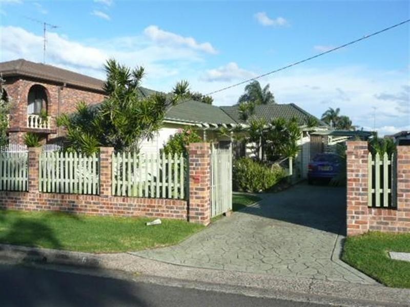 26 Woodford Avenue, Warilla NSW 2528