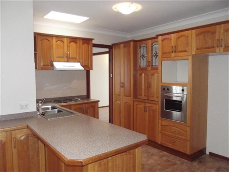 35 Cox Parade, Mount Warrigal NSW 2528