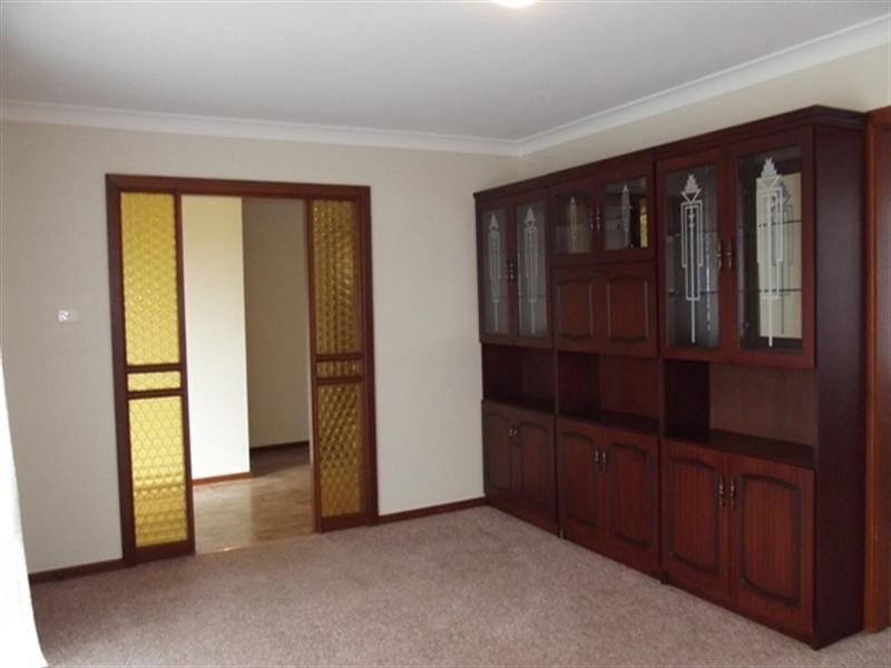 35 Cox Parade, Mount Warrigal NSW 2528