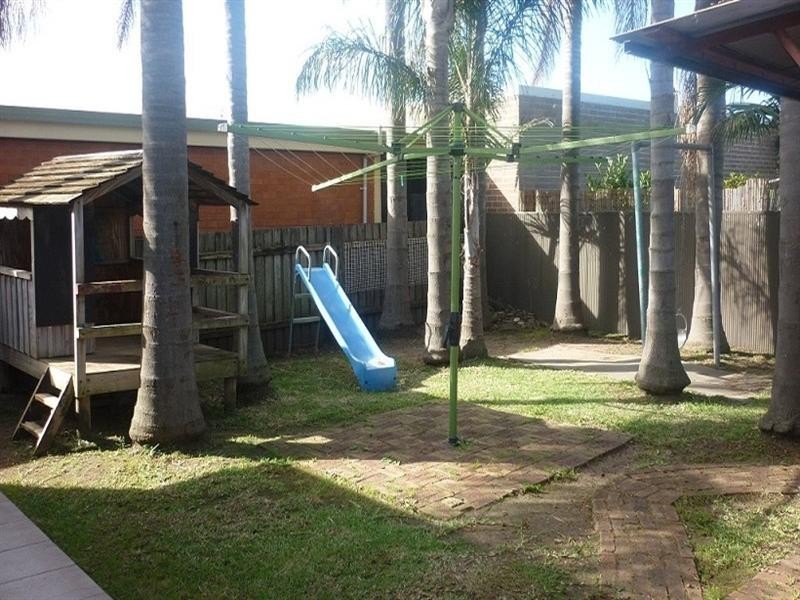 35 Cox Parade, Mount Warrigal NSW 2528