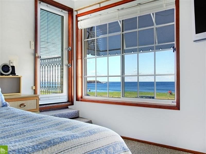 22 Little Lake Crescent, Warilla NSW 2528