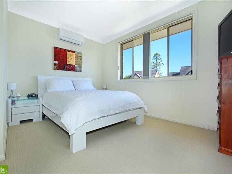 2/73 Pur Pur Avenue, Lake Illawarra NSW 2528