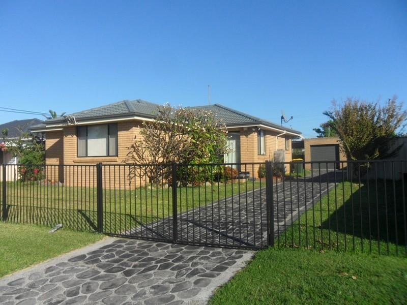 30 Kurrajong Street, Windang NSW 2528