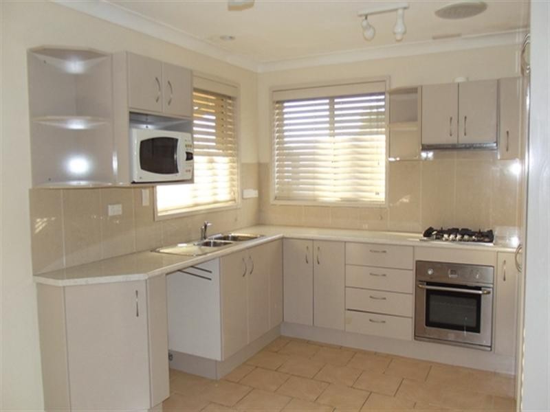 30 Kurrajong Street, Windang NSW 2528