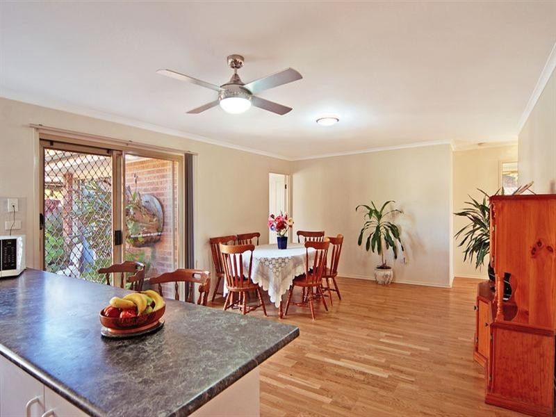 90 Osborne Parade, Warilla NSW 2528