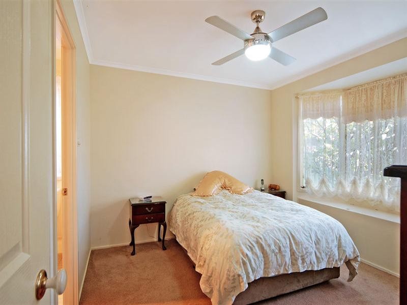 90 Osborne Parade, Warilla NSW 2528