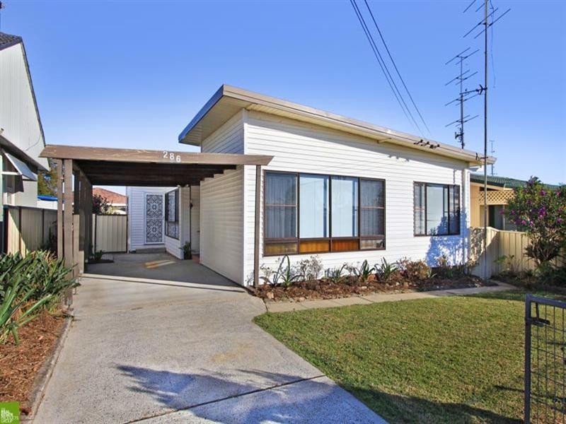 286 Shellharbour Road, Barrack Heights NSW 2528