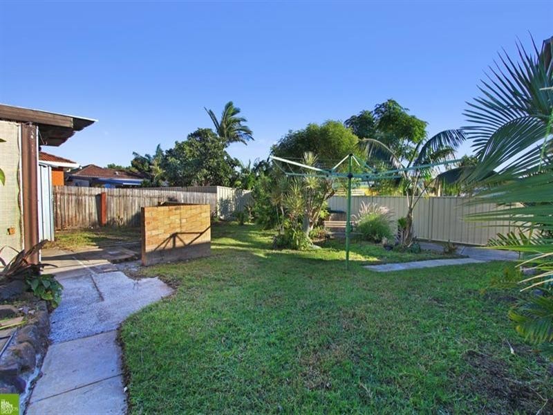 286 Shellharbour Road, Barrack Heights NSW 2528