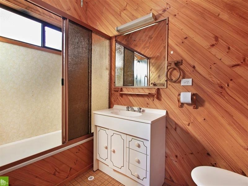 286 Shellharbour Road, Barrack Heights NSW 2528