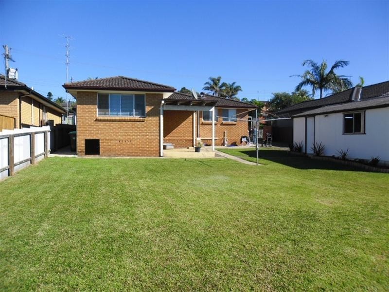 13 O’Connell Street, Barrack Heights NSW 2528
