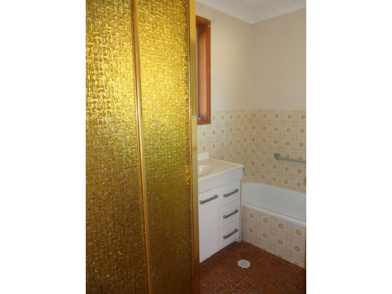 51 Pur Pur Avenue, Lake Illawarra NSW 2528