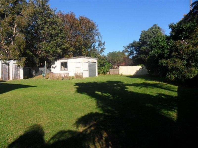 51 Pur Pur Avenue, Lake Illawarra NSW 2528