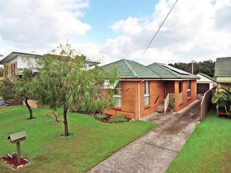 42 Oakland Avenue, Windang NSW 2528