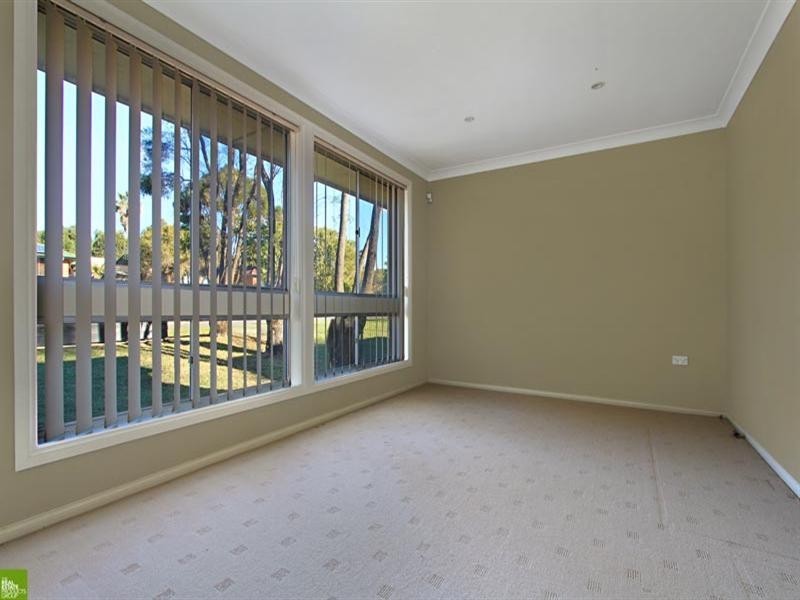 4 Gumnut Street, Albion Park Rail NSW 2527