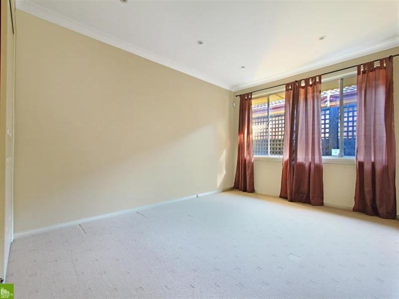 4 Gumnut Street, Albion Park Rail NSW 2527