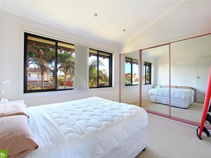26 Osborne Parade, Warilla NSW 2528
