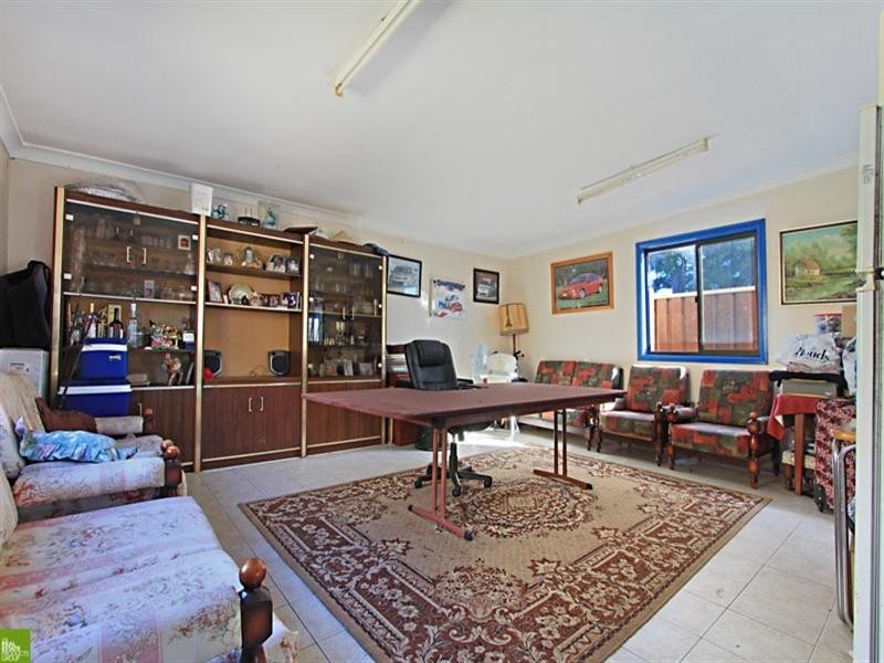 220 Princes Highway, Albion Park Rail NSW 2527