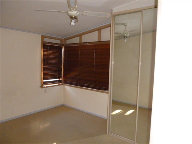28 Barnes Street, Warilla NSW 2528