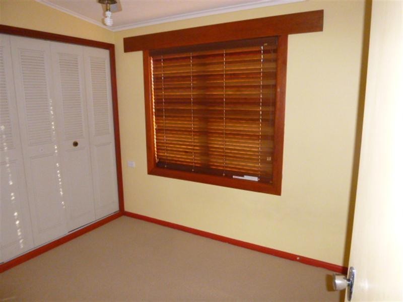 28 Barnes Street, Warilla NSW 2528
