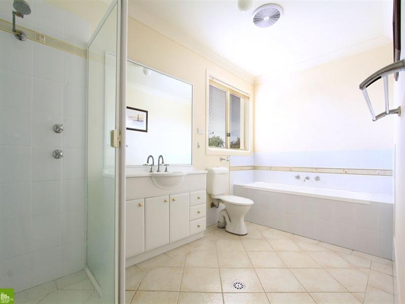11 Munmorah Circuit, Flinders NSW 2529